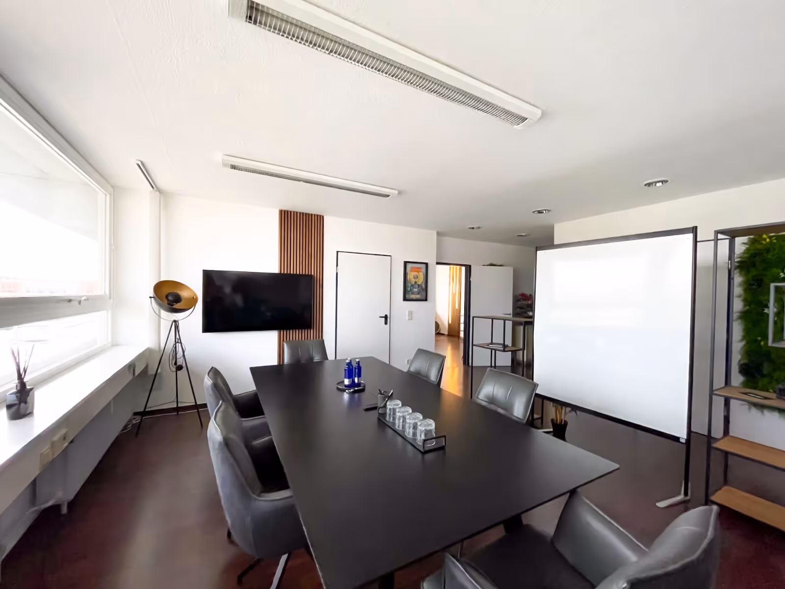 Besprechungsraum im FASTLANES-Büro